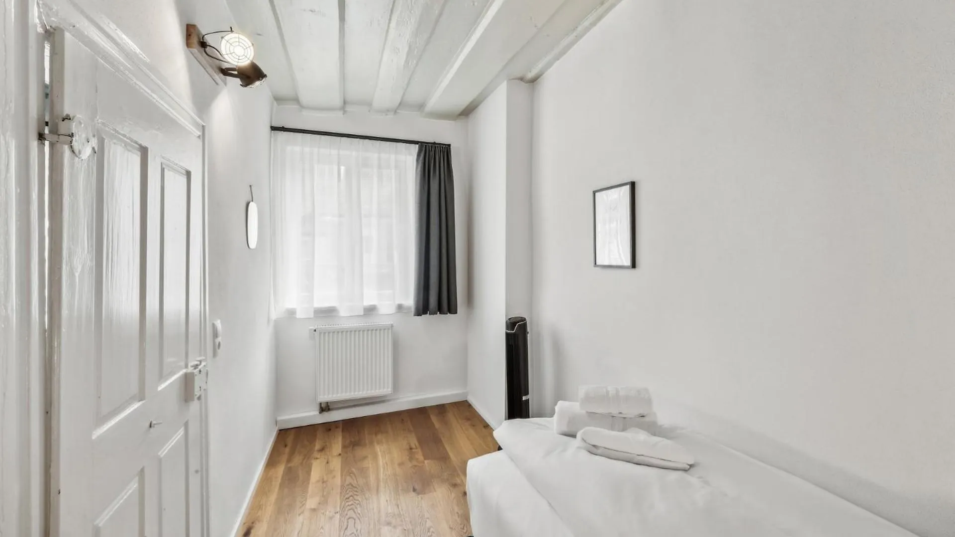 Neu Kapapart15 - 6 Schoene Fewos Mit Einbaukueche, Bad Und Balkon In Der Altstadt Auf Bambergs Insel 0*, Bamberg Germany
