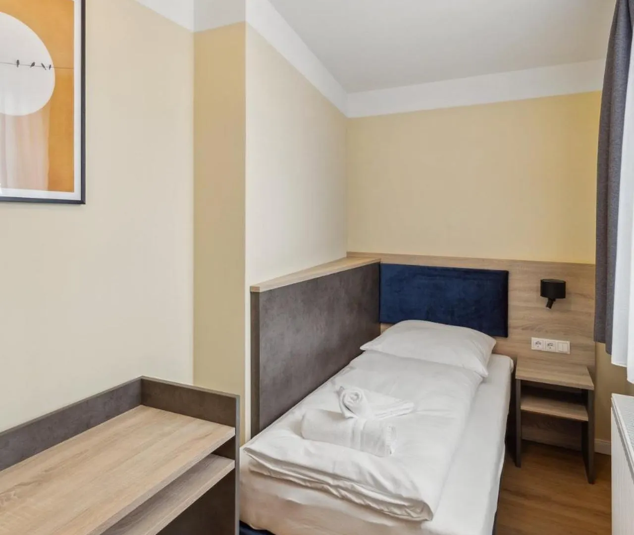 Apartment Neu Kapapart15 - 6 Schoene Fewos Mit Einbaukueche, Bad Und Balkon In Der Altstadt Auf Bambergs Insel